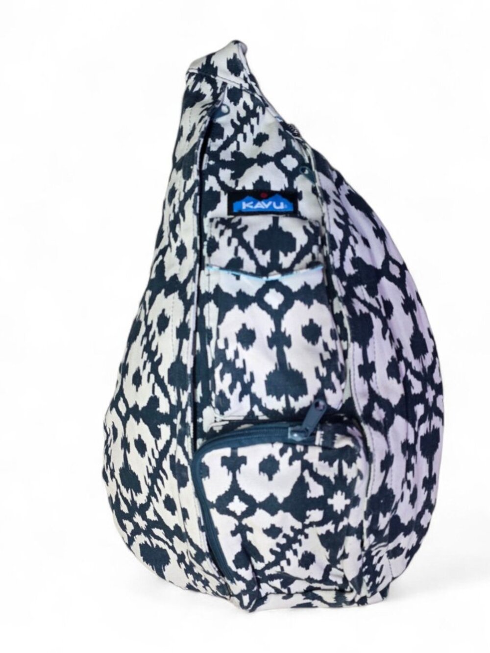 KAVU Rope Sling Bag Black White Ikat Pattern Crossbody Backpack Retired Print